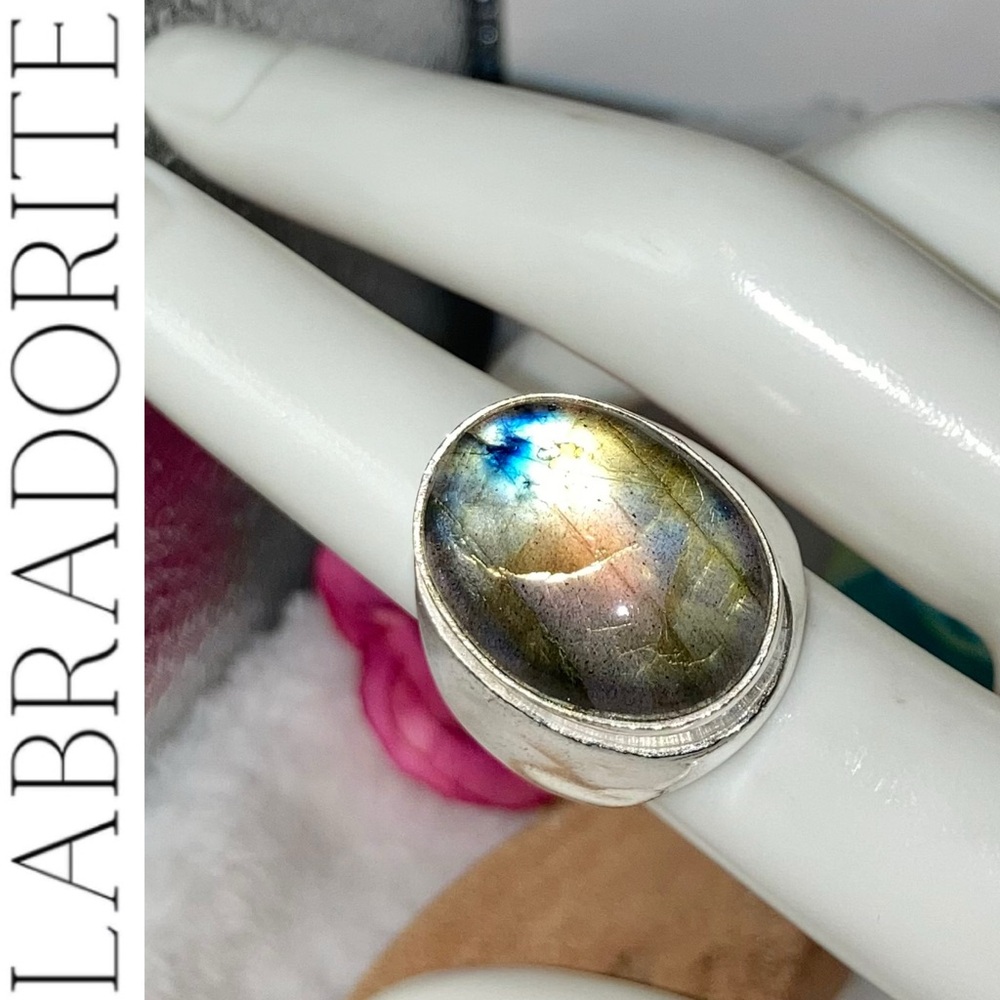 Labradorite Gemstone Men's Signet Style Handmade Ring - Picture 3 of 6